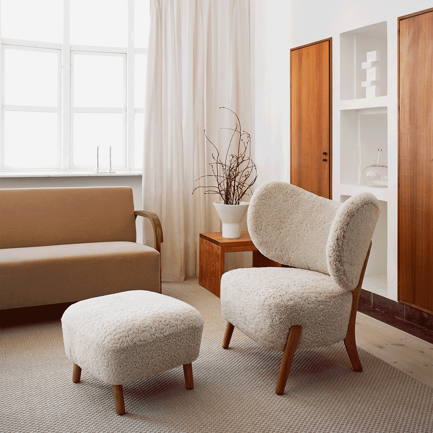 TMBO Lounge in Sheepskin